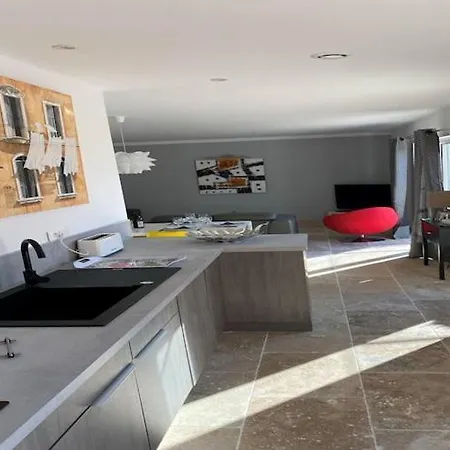 Villa Beautiful With Private Pool Tavel