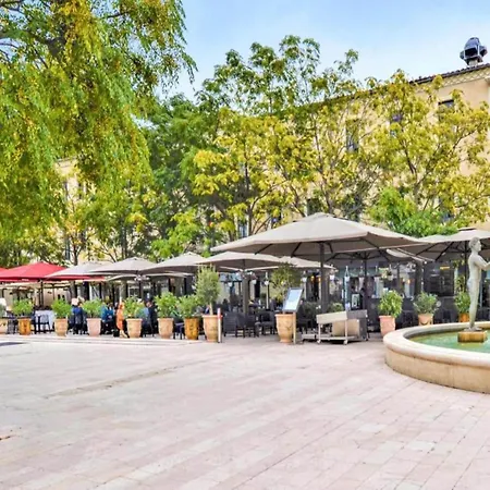 Beautiful With Private Pool Villa Tavel