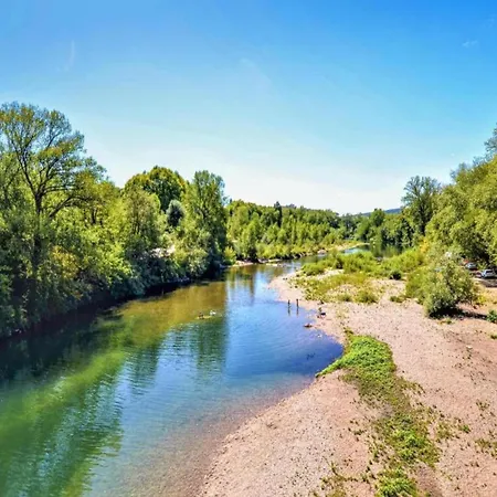 Beautiful With Private Pool